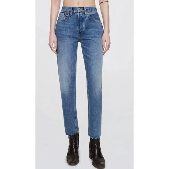 Re-Done NWT’s 70’s High Rise Stove Pipe distressed bottom jeans. Size 26 - Picture 3 of 7